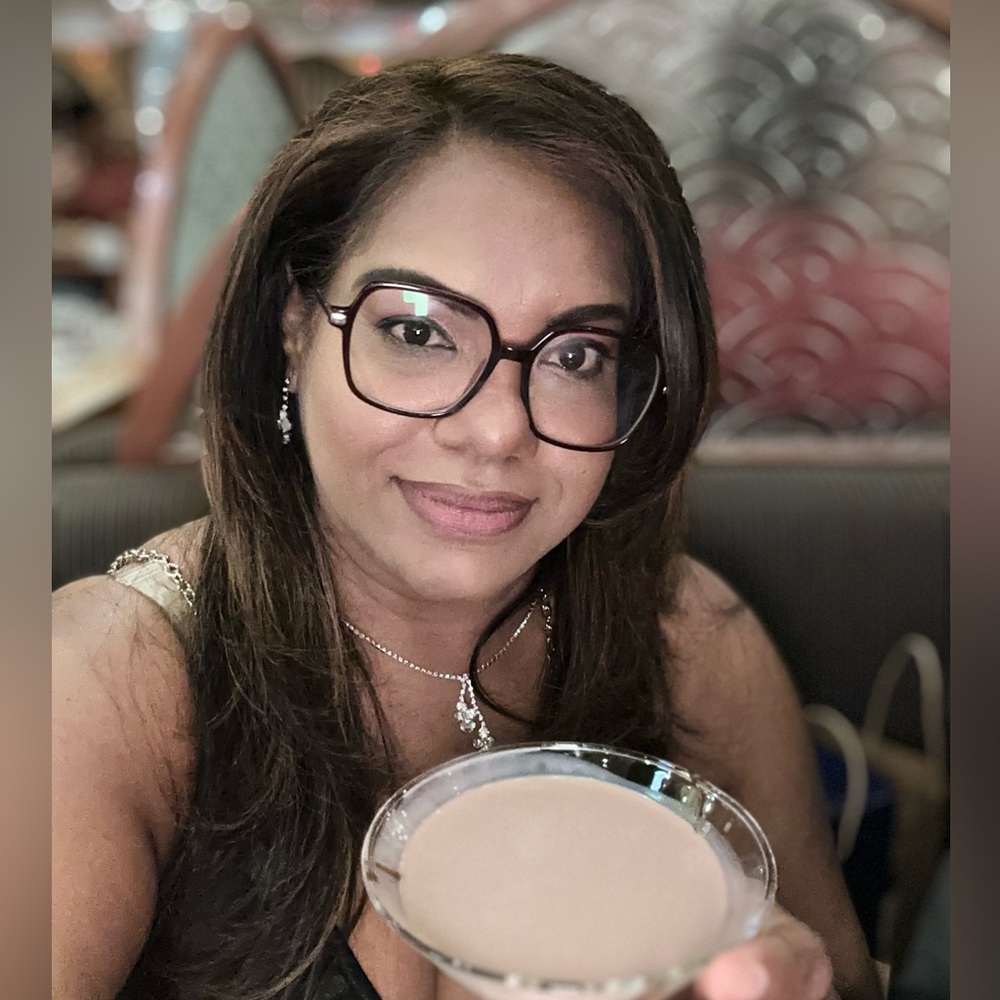 Meet your Posher, Andrea